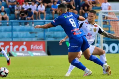 Goianésia perde pênalti, tropeça mais uma vez em casa e continua na lanterna do Goianão