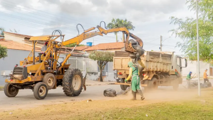 Mutirão da Limpeza avança pelos bairros e reforça combate à dengue em Goianésia