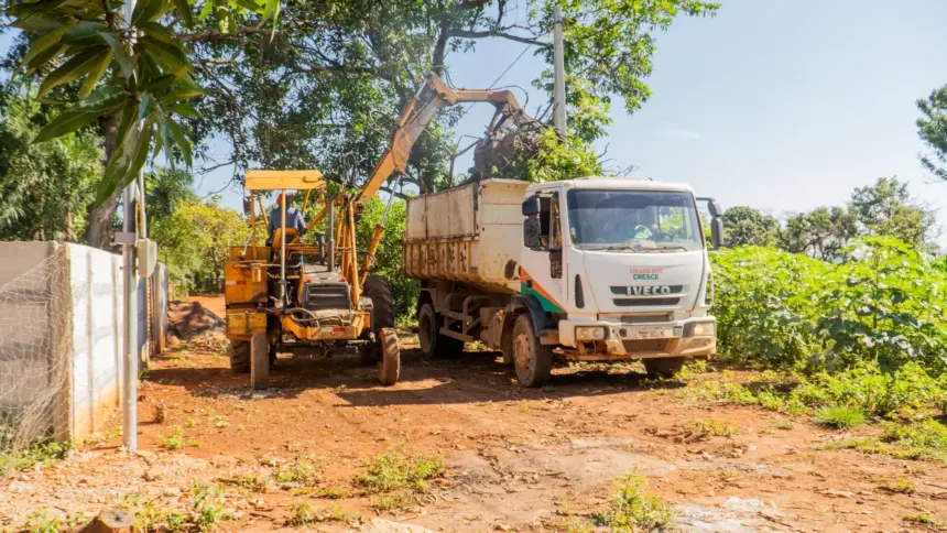 Mutirão da Limpeza reforça combate à dengue no povoado do Morro Branco Mutirão da Limpeza reforça combate à dengue no povoado do Morro Branco