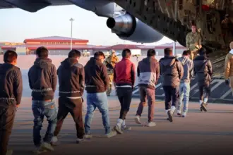 Novos deportados devem desembarcar em Fortaleza, nesta sexta