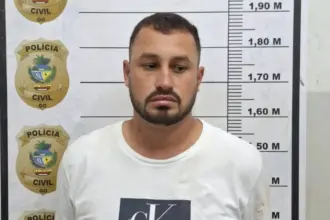 PCGO prende em flagrante golpista do bilhete premiado; idosa perde R$ 250 mil com golpe