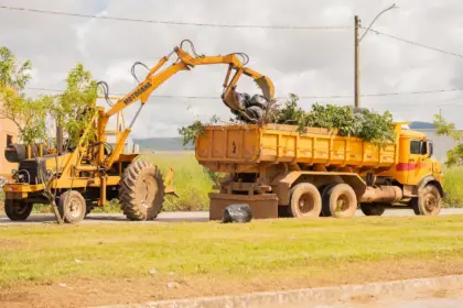 Prefeitura de Goianésia já retirou 230 caminhões de entulho da cidade através do mutirão de limpeza