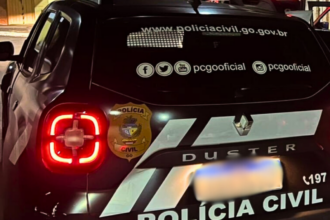 Foragido condenado a mais de 20 anos de prisão é localizado e preso Foragido condenado a mais de 20 anos de prisão é localizado e preso