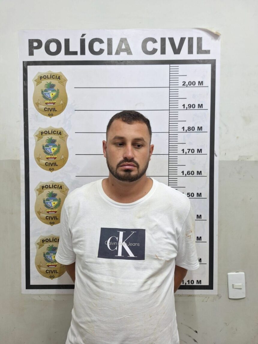 Polícia prende homem em flagrante em Goiânia Polícia prende homem em flagrante em Goiânia