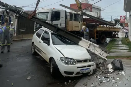 10 postes são derrubados por dia em Goiás