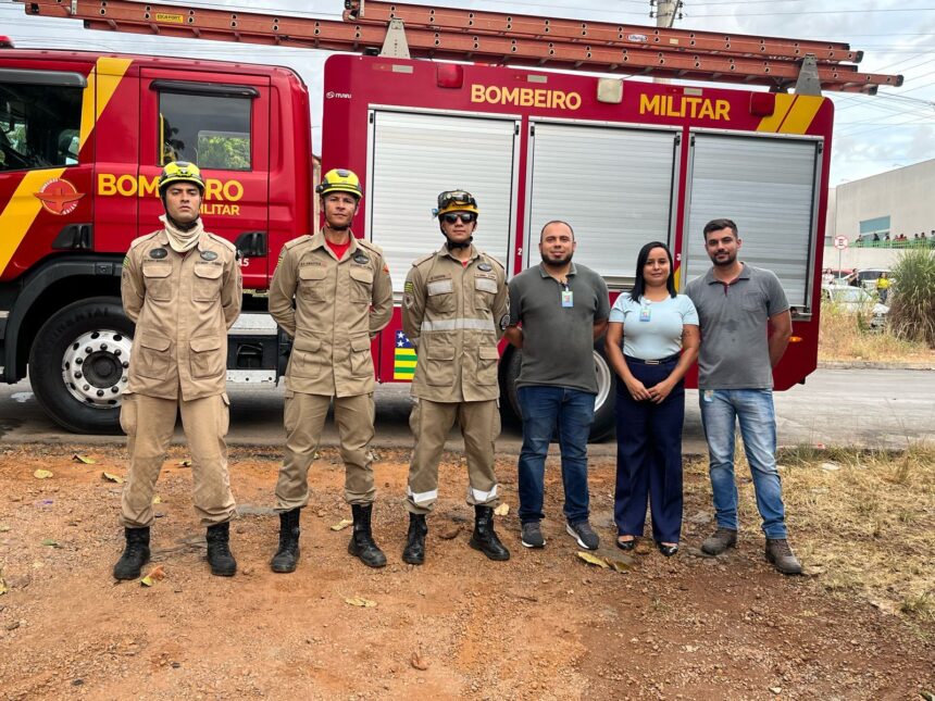 Brigada de incêndio do HEL age com rapidez e evita que fogo se alastre para a unidade Brigada de incêndio do HEL age com rapidez e evita que fogo se alastre para a unidade