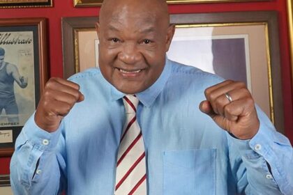 Lenda do boxe, campeão olímpico George Foreman morre aos 76 anos