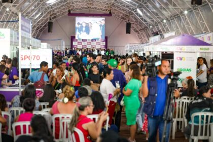 Goiás Social Mulher oferta serviços e 10 mil empregos