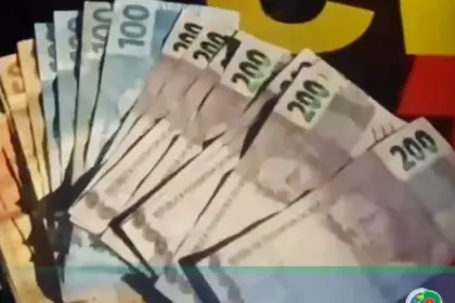 Ação policial em Goianésia resulta em apreensão de drogas, dinheiro e prisão do suspeito