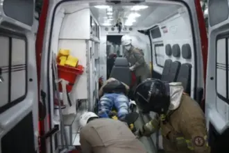 Bombeiros de Goianésia são acionados para socorrer vítima de acidente de trabalho Bombeiros de Goianésia são acionados para socorrer vítima de acidente de trabalho