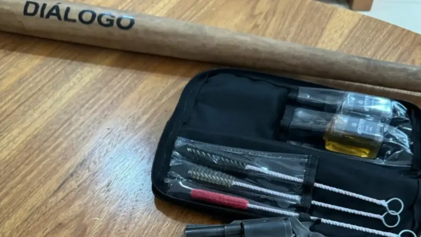 Advogado é preso por ameaças com arma de fogo em Águas Lindas Advogado é preso por ameaças com arma de fogo em Águas Lindas