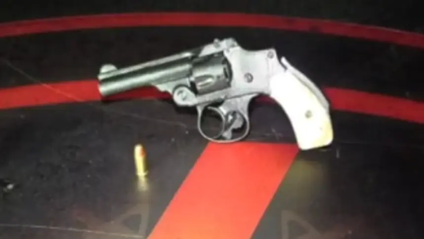 CPE retira de circulação homem que ostentava arma de fogo nas redes sociais