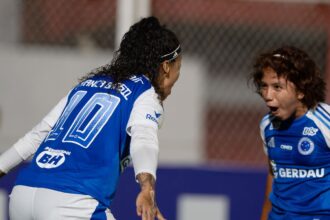 Cruzeiro bate o Grêmio em jogaço de sete gols em Nova Lima