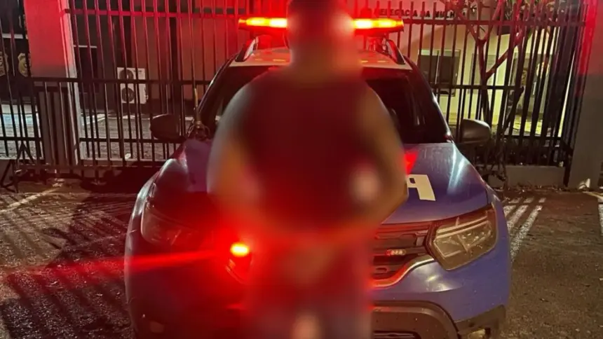 Durante agressão, mulher grita por socorro e ação da polícia evita mal maior Durante agressão, mulher grita por socorro e ação da polícia evita mal maior