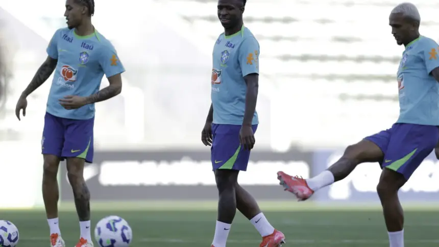 Eliminatórias: Brasil enfrenta Colômbia no Mané Garrincha Eliminatórias: Brasil enfrenta Colômbia no Mané Garrincha