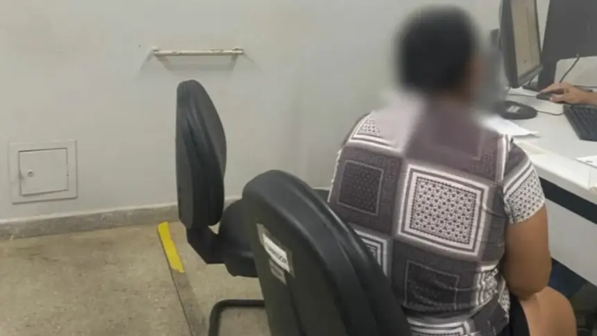 Esposa de cuidador de idoso é presa por receber em sua conta bancária valores fraudulentos Esposa de cuidador de idoso é presa por receber em sua conta bancária valores fraudulentos