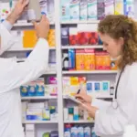 Governo autoriza reajuste de até 5,06% no preço de medicamentos a partir desta segunda