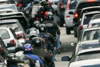 Governo de Goiás vai zerar IPVA de motos de baixa cilindrada, aeronaves e embarcações Governo de Goiás vai zerar IPVA de motos de baixa cilindrada, aeronaves e embarcações