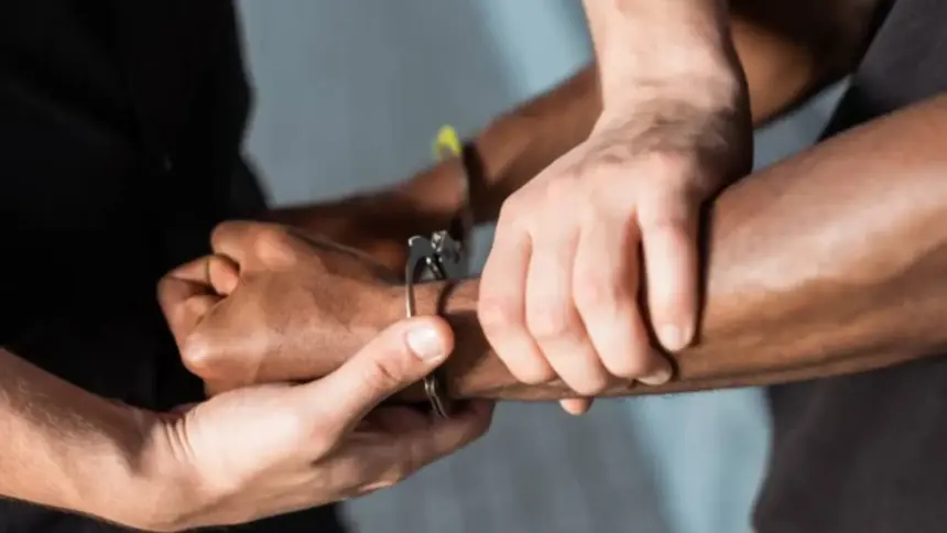 Homem é preso em flagrante por ameaça de morte Homem é preso em flagrante por ameaça de morte