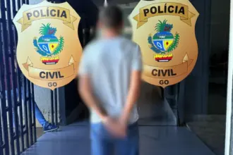 Mais um homem é preso em Goianésia por descumprir medida protetiva Mais um homem é preso em Goianésia por descumprir medida protetiva