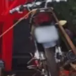Motocicleta irregular é apreendida em Goianésia com chassi raspado e placa caseira