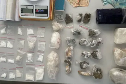 PCGO cumpre mais de 30 medidas judiciais em Goiás, Minas Gerais e Mato Grosso do Sul contra tráfico de drogas