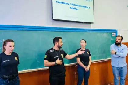 Policia Civil ministra palestra Violência de Gênero Contra Mulheres em Pires do Rio