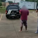 Homem é preso por não aceitar fim do relacionamento e perseguir ex-companheira Homem é preso por não aceitar fim do relacionamento e perseguir ex-companheira