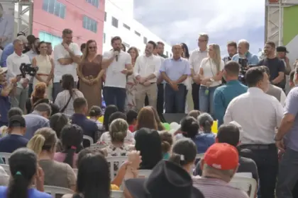 Programa “Deputados Aqui” é realizado com sucesso em Goianésia com diversos serviços à população