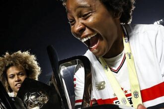 São Paulo quebra hegemonia do Corinthians e fatura Supercopa Feminina