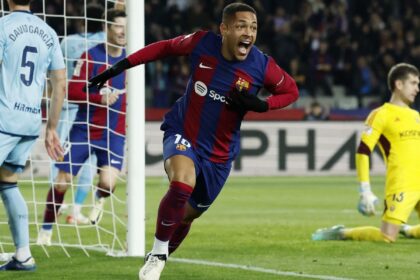 Palmeiras anuncia acerto com o atacante Vitor Roque