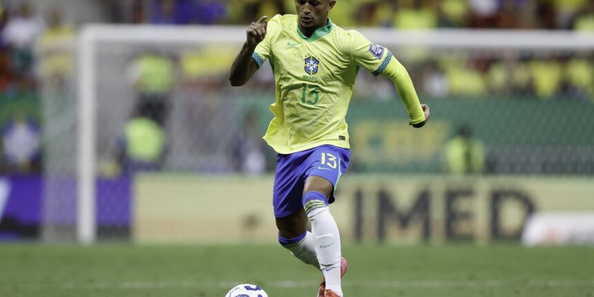 Seleção começa duelo contra Argentina com Wesley e Matheus Cunha Seleção começa duelo contra Argentina com Wesley e Matheus Cunha