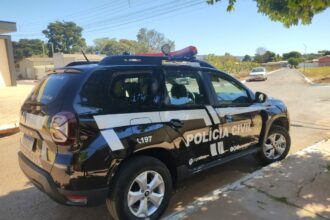 Polícia Civil apreende adolescente que matou tio após jogar óleo quente em seu ouvido, em Uruaçu – Policia Civil do Estado de Goiás Polícia Civil apreende adolescente que matou tio após jogar óleo quente em seu ouvido, em Uruaçu – Policia Civil do Estado de Goiás