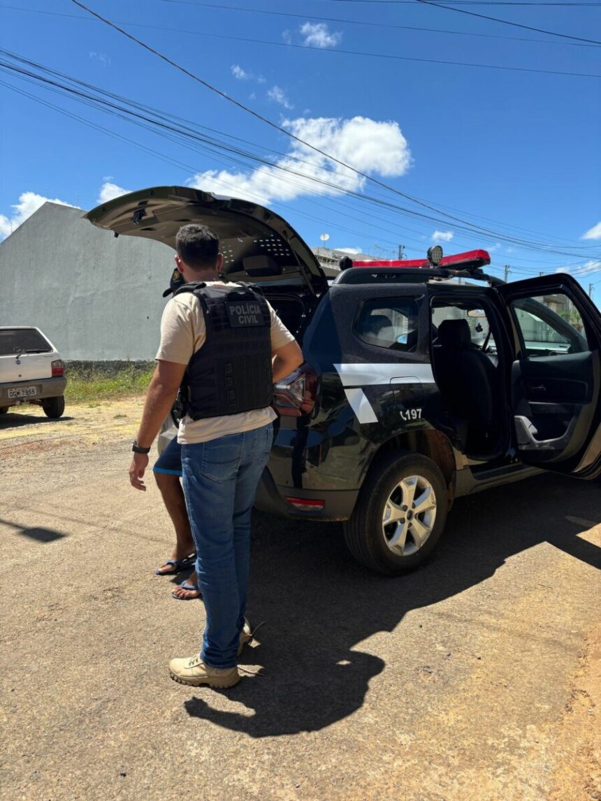 Homem usa faca para ameaçar ex-esposa em Luziânia e acaba preso Homem usa faca para ameaçar ex-esposa em Luziânia e acaba preso