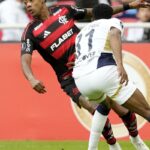 Flamengo empata com LDU e se complica na Libertadores Flamengo empata com LDU e se complica na Libertadores