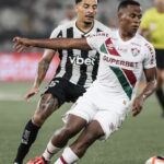 Botafogo e Fluminense disputam clássico no Nilton Santos