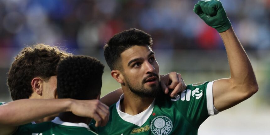 Libertadores: Palmeiras supera altitude, vence Bolívar e continua 100% Libertadores: Palmeiras supera altitude, vence Bolívar e continua 100%