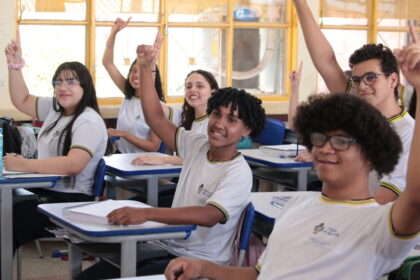 Goiás amplia cobertura da rede estadual de Educação