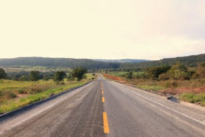 Governo de Goiás entrega pavimentação da GO-338, no povoado de Malhador