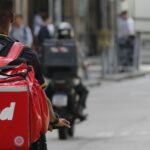 Greve dos entregadores de apps deve continuar nesta 3ª, entenda motivos da mobilização Greve dos entregadores de apps deve continuar nesta 3ª, entenda motivos da mobilização