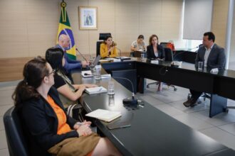Ministérios unem forças para levar energia ao campo e ampliar irrigação no Brasil Ministérios unem forças para levar energia ao campo e ampliar irrigação no Brasil