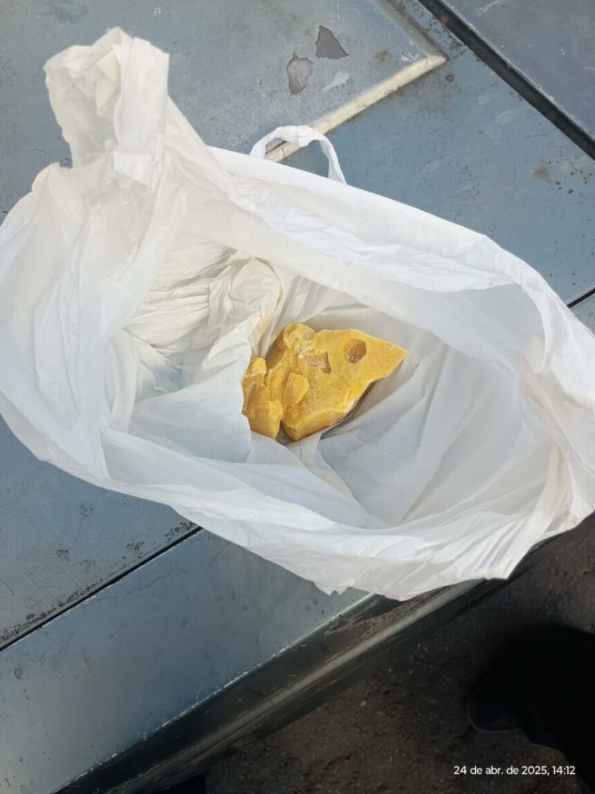 PCGO prende trio abastecer pontos de tráfico de drogas em Posse e apreende cocaína – Policia Civil do Estado de Goiás PCGO prende trio abastecer pontos de tráfico de drogas em Posse e apreende cocaína – Policia Civil do Estado de Goiás