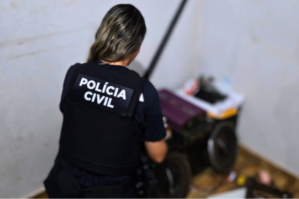 Polícia deflagra operação contra o tráfico de drogas e cumpre mais de 60 medidas judiciais