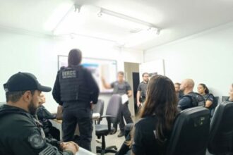 Polícia desarticula orcrim envolvida em fraudes bancárias via telefone Polícia desarticula orcrim envolvida em fraudes bancárias via telefone