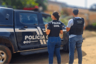 PCGO prende em flagrante homem que invadiu casa da ex-companheira e a agrediu, em Luziânia – Policia Civil do Estado de Goiás