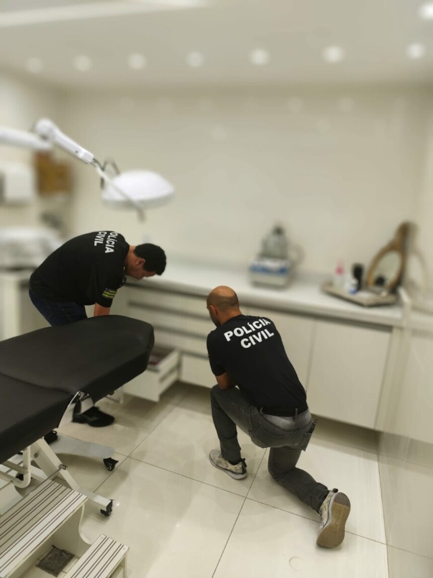 Polícia Civil cumpre mandado de busca em clínica odontológica onde pacientes sofreram lesões após procedimentos estéticos Polícia Civil cumpre mandado de busca em clínica odontológica onde pacientes sofreram lesões após procedimentos estéticos