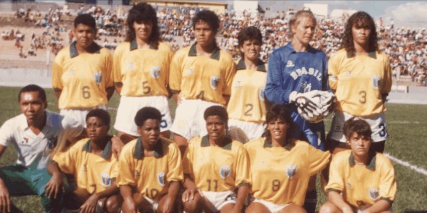 Primeira seleção feminina de futebol do Brasil é tema de documentário Primeira seleção feminina de futebol do Brasil é tema de documentário