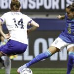 Em 1º amistoso do ano, seleção feminina perde por 2 a 0 para os EUA Em 1º amistoso do ano, seleção feminina perde por 2 a 0 para os EUA