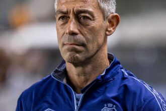 Santos demite técnico Pedro Caixinha após início difícil no Brasileiro