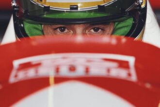 Time português Estoril usará uniforme inspirado em Ayrton Senna